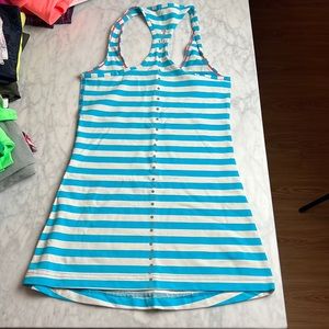 Lululemon cool racerback seawheeze size 2 Waldo stripe